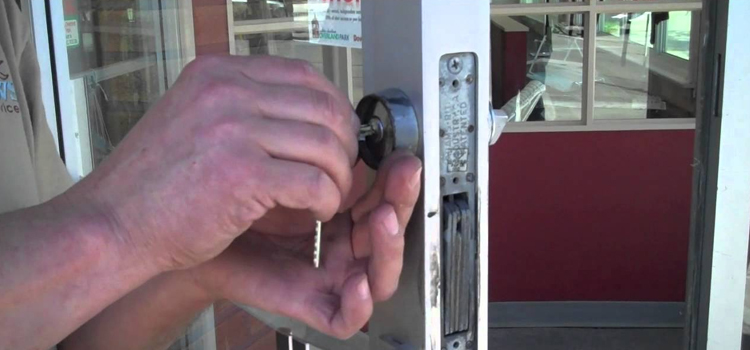 commercial door lock repair East Porterville
